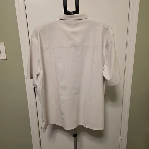 White Short Sleeve Men's Shirt - Picture 3 of 5